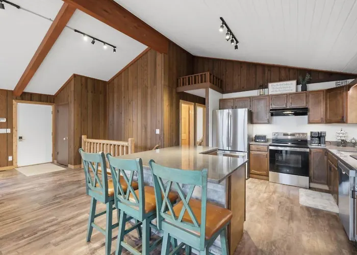 Oakmont Galena - Private Retreat W/sauna * Guilford